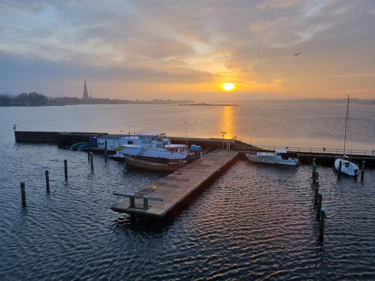 Ferienwohnung Schleiloge Mit Panoramablick Auf Die Schlei Шлесвиг Екстериор снимка